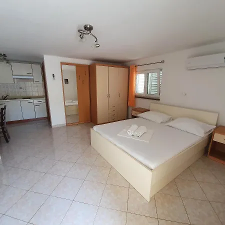 Apartmani Vrtlici Zdenka Stara Novalja Exterior photo