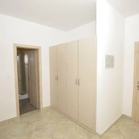 Apartmani Vrtlici Zdenka Stara Novalja Exterior photo