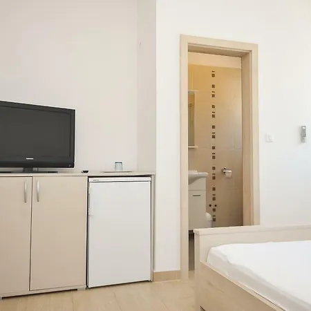 Apartmani Vrtlici Zdenka Stara Novalja Exterior photo
