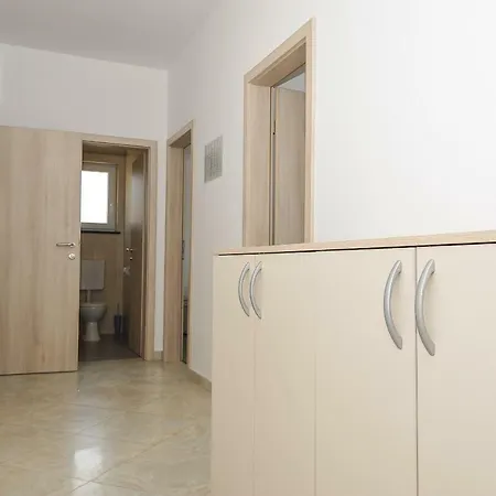 Apartmani Vrtlici Zdenka Stara Novalja Exterior photo
